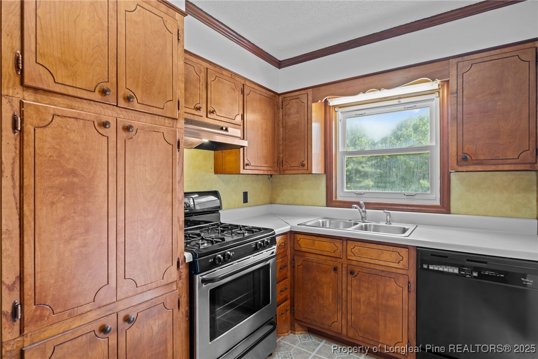 5027 Willett Road Sanford, NC 27332 - Photo 13 of 49