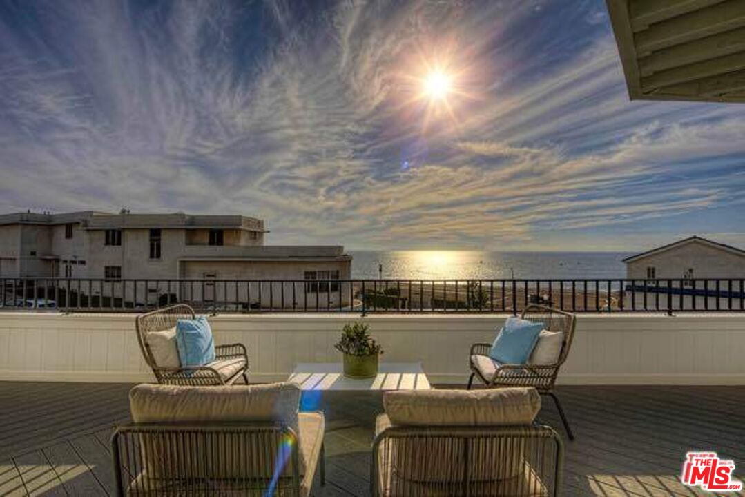 201 Redlands Street Playa del Rey, CA 90293 - Photo 18 of 28