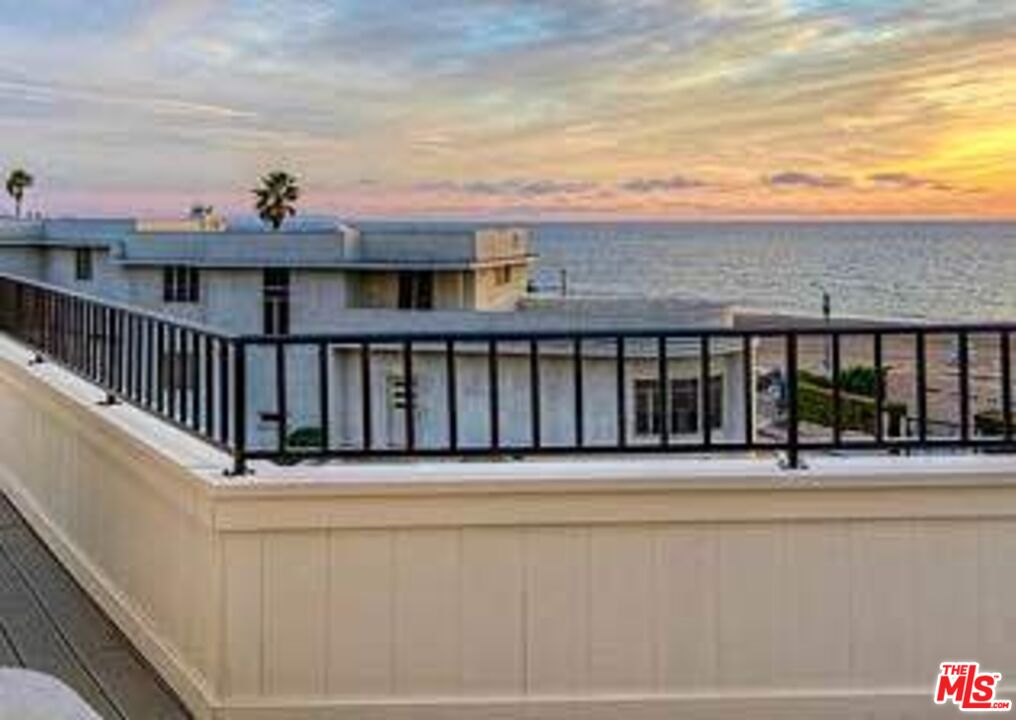 201 Redlands Street Playa del Rey, CA 90293 - Photo 19 of 28