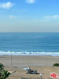 $16,400 | 201 Redlands Street, Playa del Rey, CA 90293