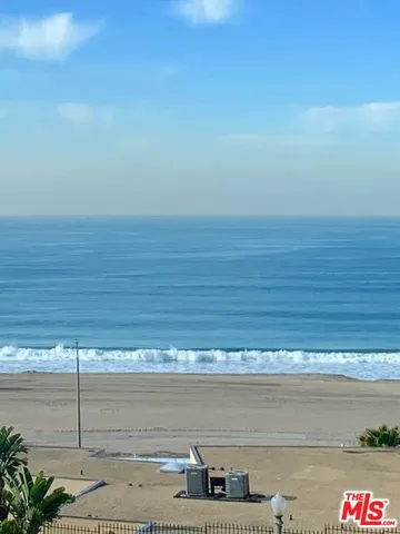 $16,500 | 201 Redlands Street, Playa del Rey, CA 90293