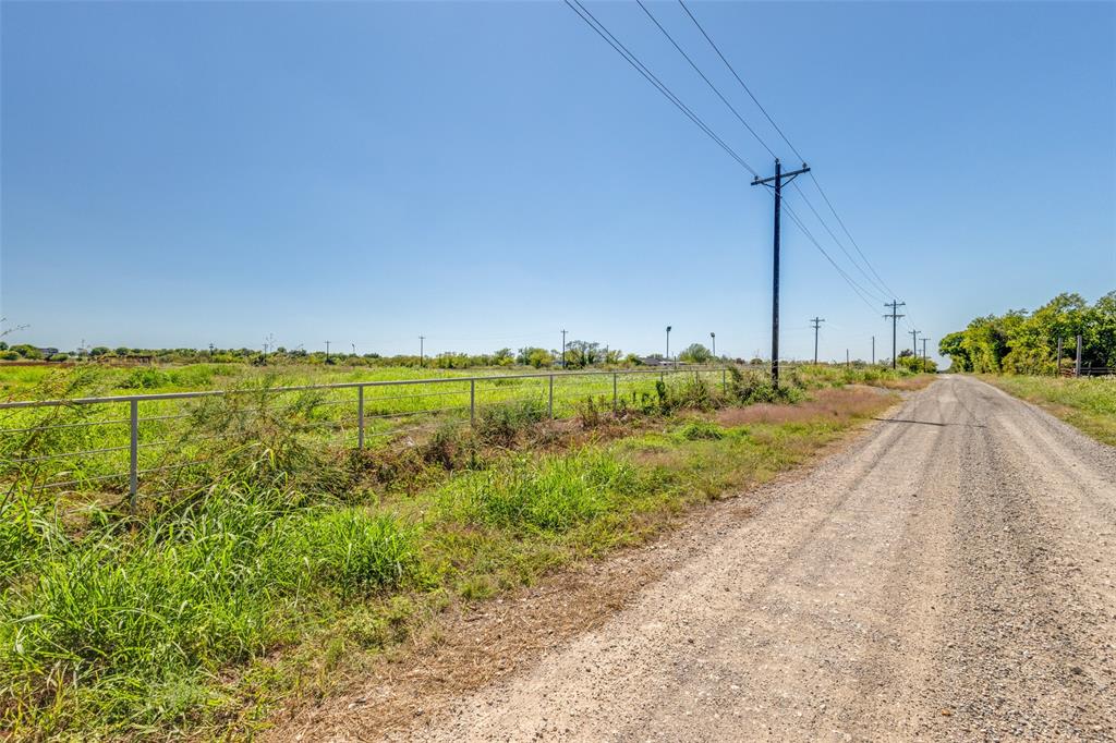 750 Wible Road Sherman, TX 75092 - Photo 21 of 26 a view of a road with an ocean view