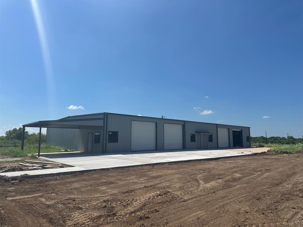 750 Wible Road Sherman, TX 75092 - Photo 7 of 26 a view of an empty room