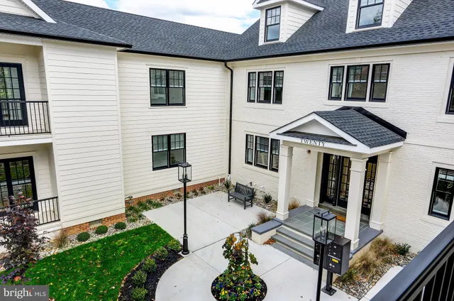 $6,950 | 20 East Redman Avenue, Unit D, Haddonfield, NJ 08033