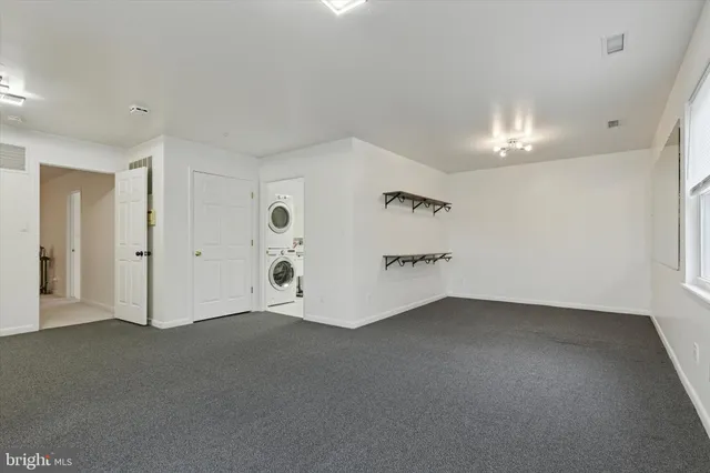 an empty room with a empty space