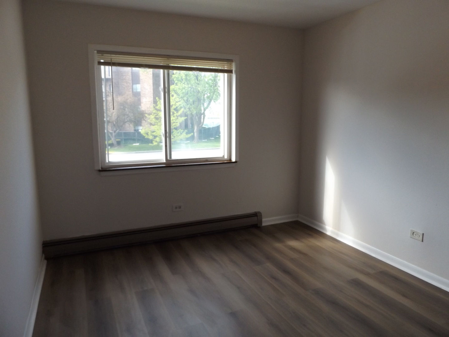 710 West Huntington Commons Road, Unit 2B Mount Prospect, IL 60056 - Photo 12 of 16