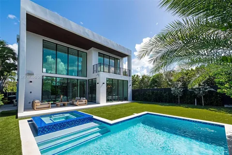 $5,000,000 | 340 Southwest 20th Road, Miami, FL 33129