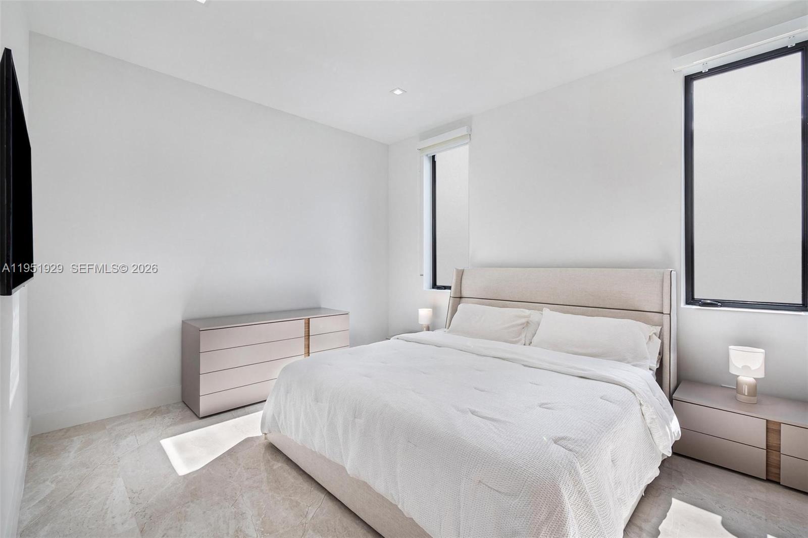 340 Southwest 20th Road Miami, FL 33129 - Photo 22 of 37