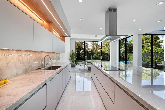 $5,000,000 | 340 Southwest 20th Road, Miami, FL 33129