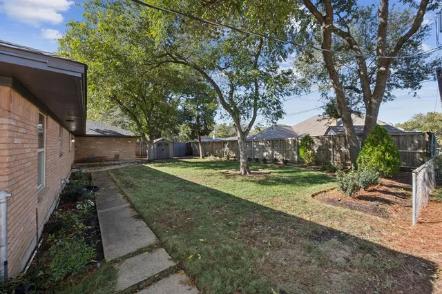 $395,000 | 1505 Oak Glen Court, Arlington, TX 76012