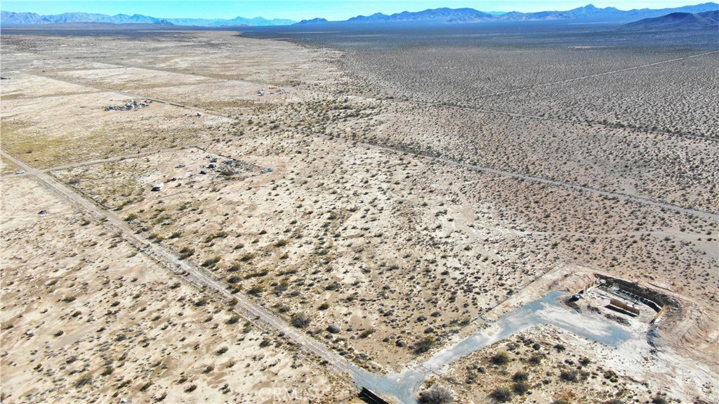 4 Spring Valley Tecopa, CA 92389 - Photo 7 of 14 a view of wooden floor and a building