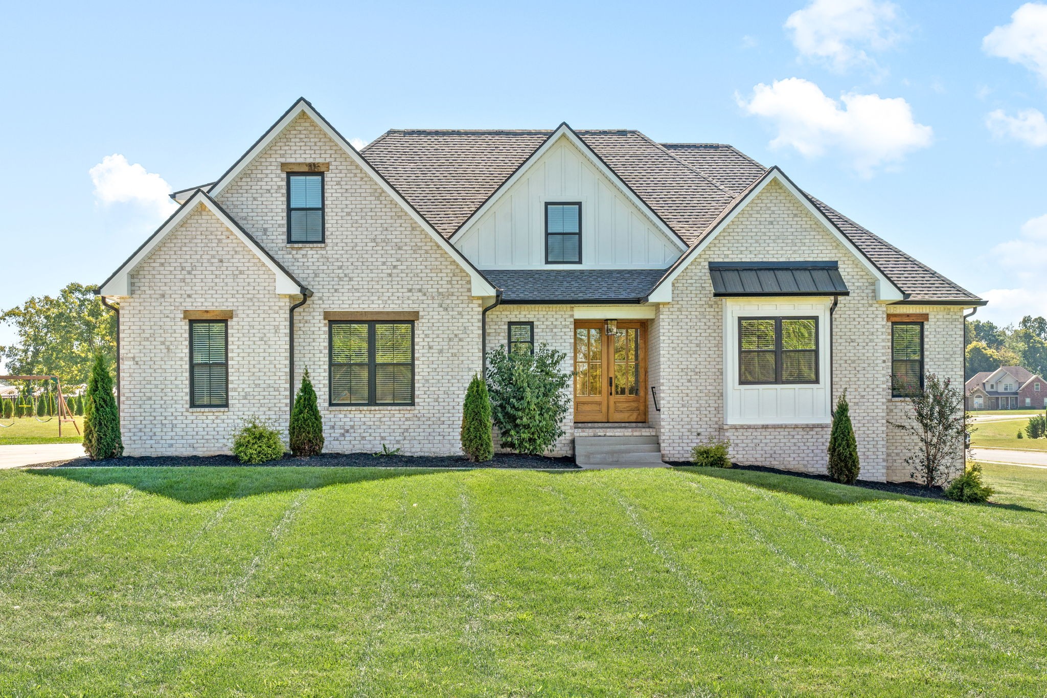 1048 Shady Grove Road Clarksville, TN 37043 - Photo 1 of 67 Gallery Image 1