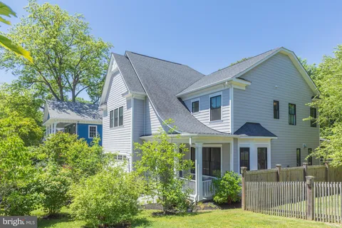 $1,600,000 | 8018 Takoma Avenue, Silver Spring, MD 20910