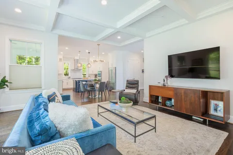 $1,600,000 | 8018 Takoma Avenue, Silver Spring, MD 20910