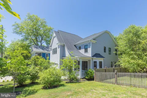 $1,600,000 | 8018 Takoma Avenue, Silver Spring, MD 20910