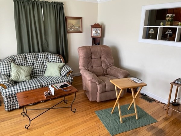 156 Curran Road Cumberland, RI 02864 - Photo 8 of 14 Gallery Image 8