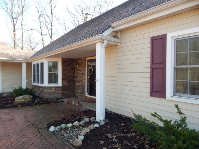2310 Sawmill Road Fort Wayne, IN 46845 - Photo 3 of 26 Gallery Image 3