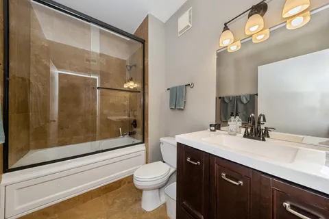 $3,500 | 2024 South Wabash Avenue, Unit 306, Chicago, IL 60616