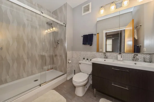 $3,500 | 2024 South Wabash Avenue, Unit 306, Chicago, IL 60616