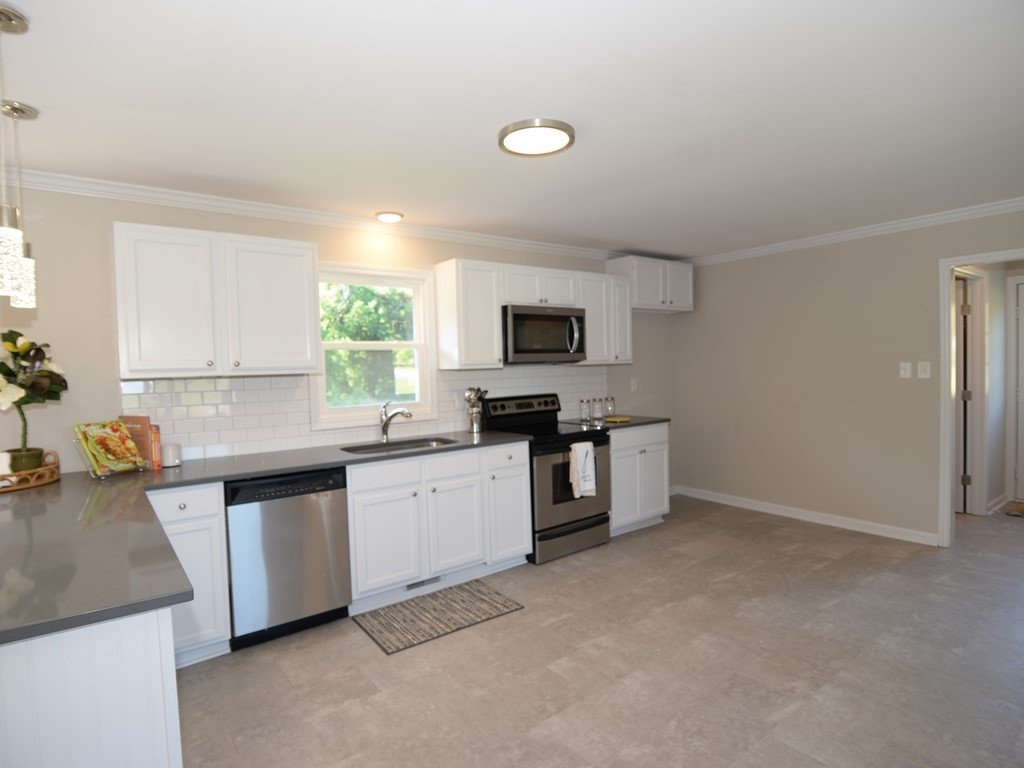 157 Slate Top House Road Clayton, NC 27520 - Photo 5 of 29 Photo 5