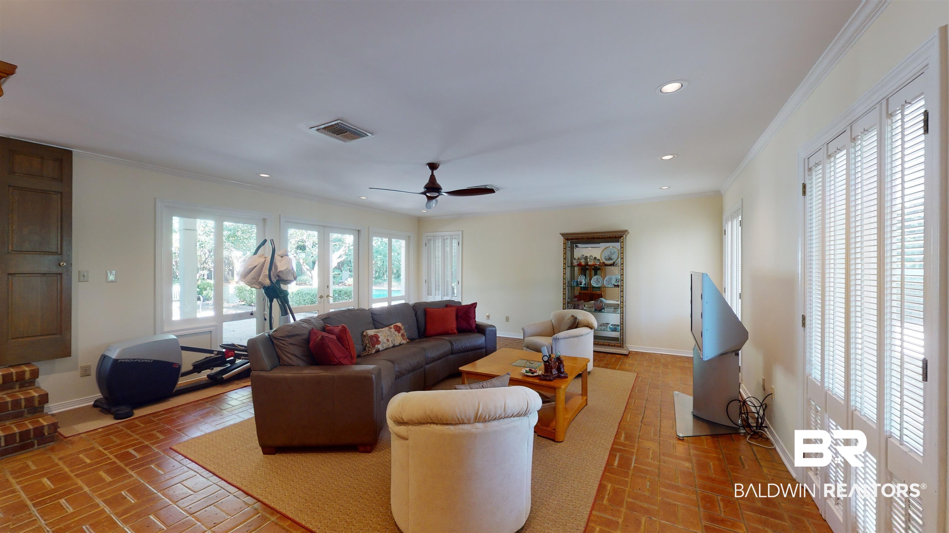 625 East Cumberland Road Mobile, AL 36608 - Photo 13 of 37