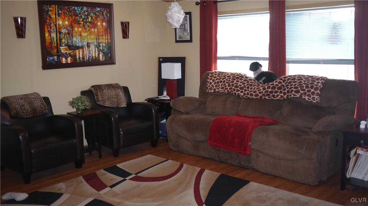 3386 Creek Road Northampton, PA 18067 - Photo 5 of 12 Gallery Image 5