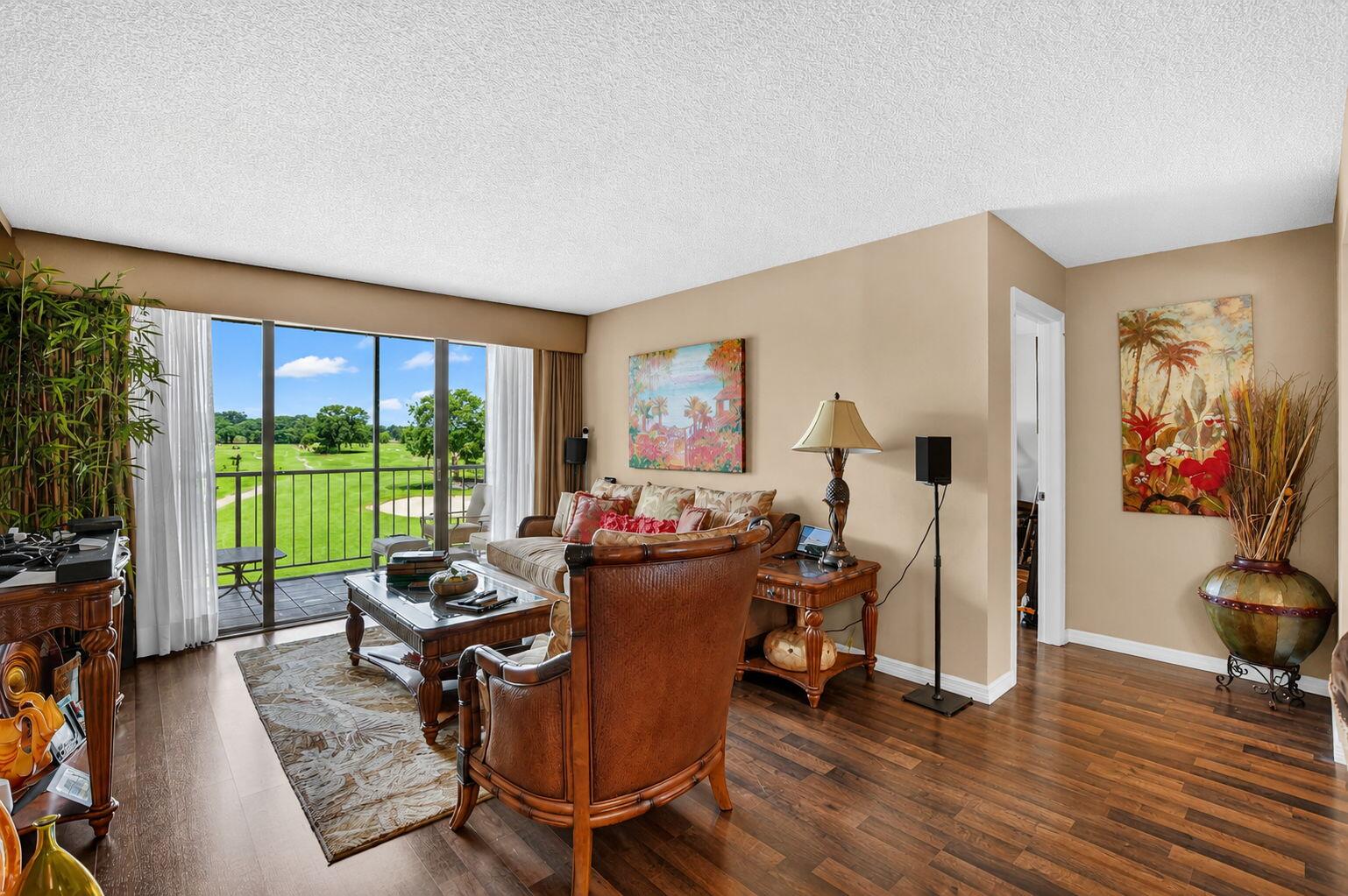 7819 Lakeside Boulevard, Unit 836 Boca Raton, FL 33434 - Photo 8 of 48 5-web-or-mls-dsc (11)