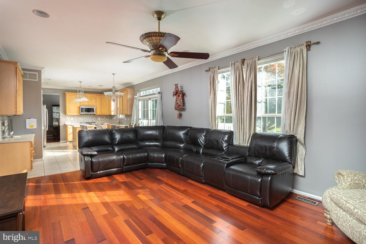 4 Clement Court Columbus, NJ 08022 - Photo 12 of 41