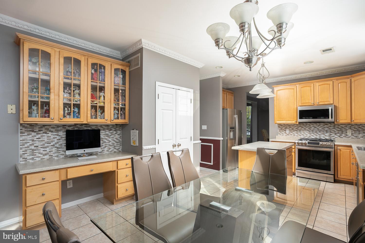 4 Clement Court Columbus, NJ 08022 - Photo 10 of 41