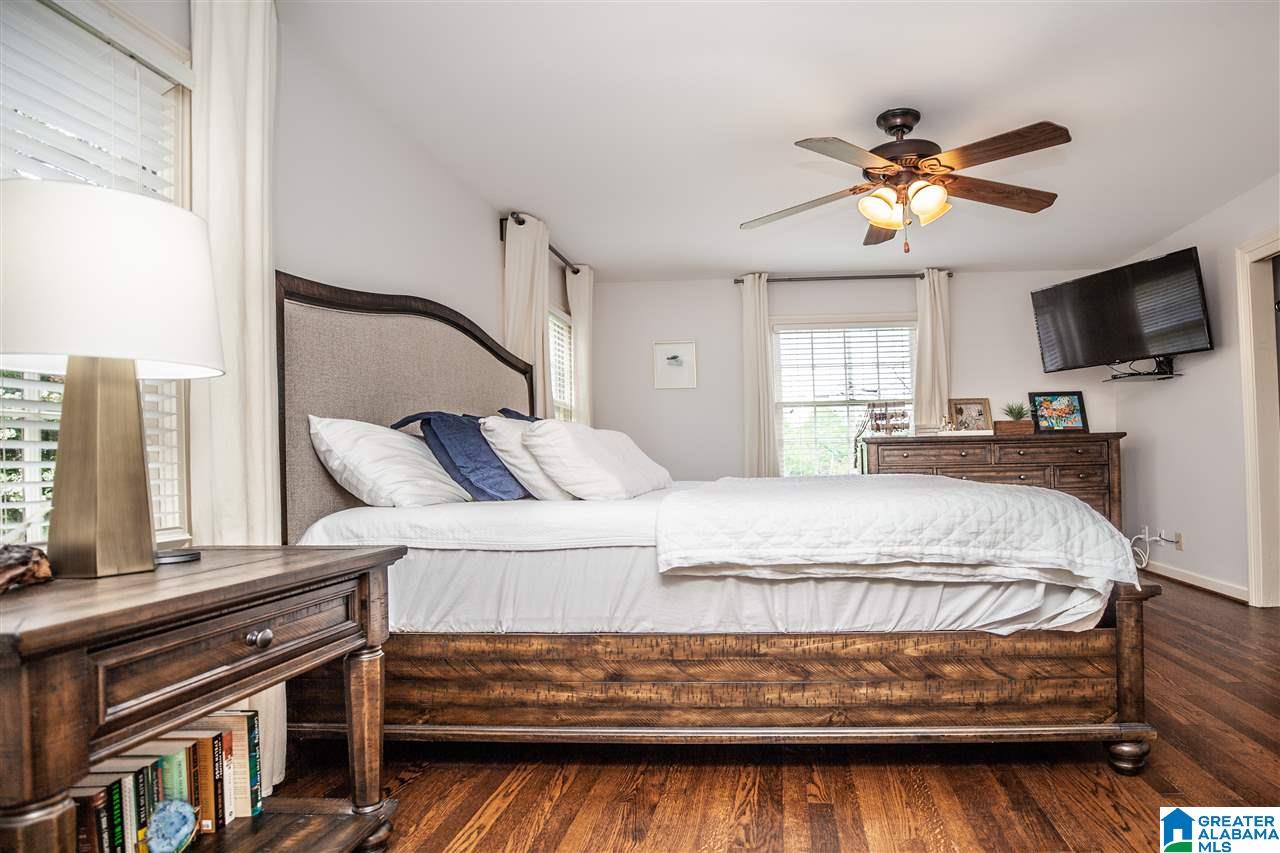 2132 Kent Way Birmingham, AL 35226 - Photo 7 of 37