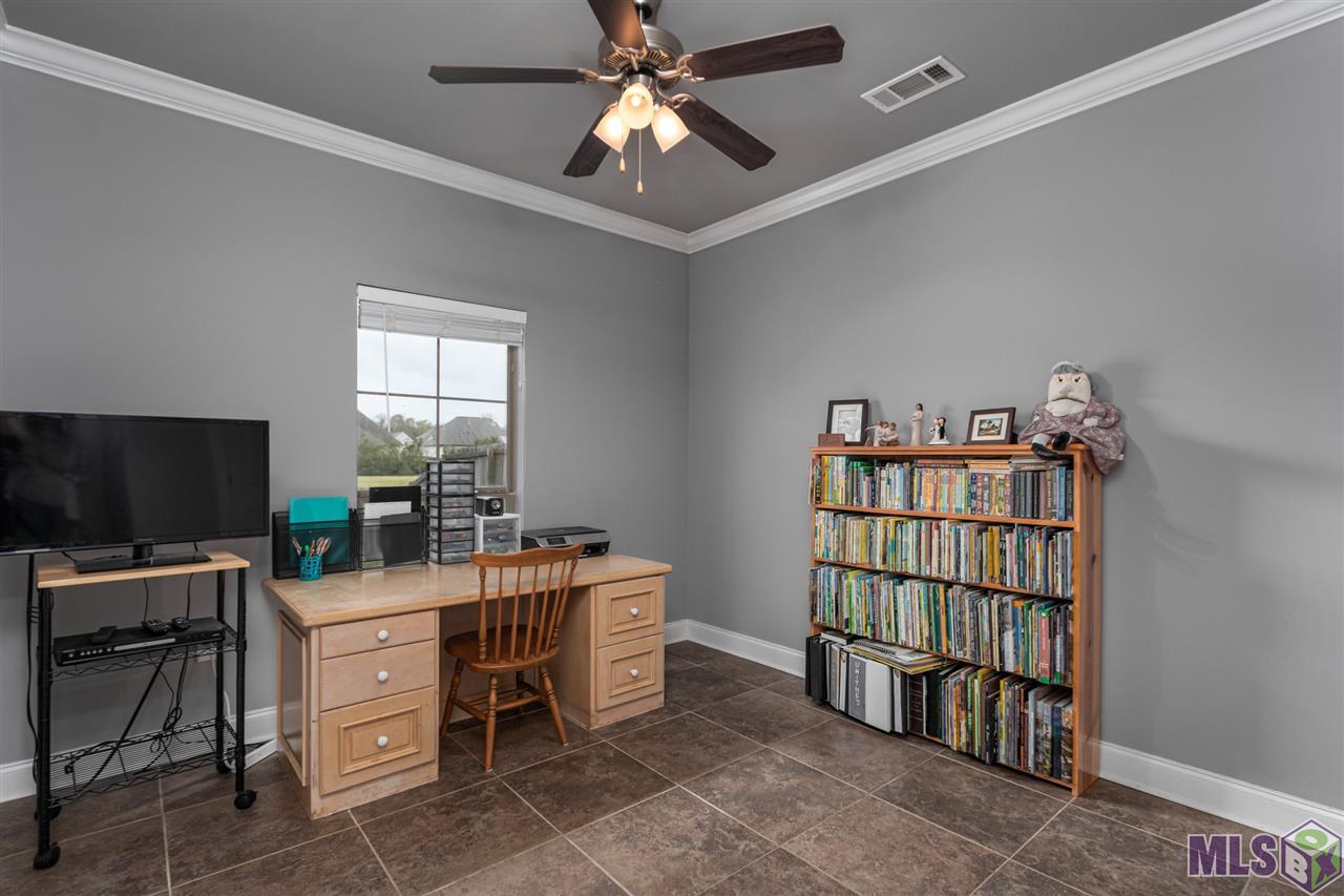 10726 Springtree Avenue Baton Rouge, LA 70810 - Photo 11 of 31