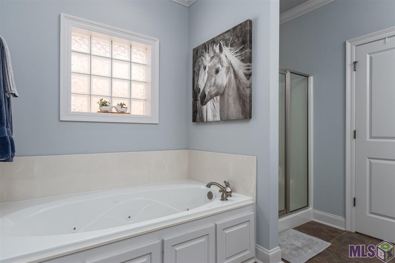 10726 Springtree Avenue Baton Rouge, LA 70810 - Photo 15 of 31