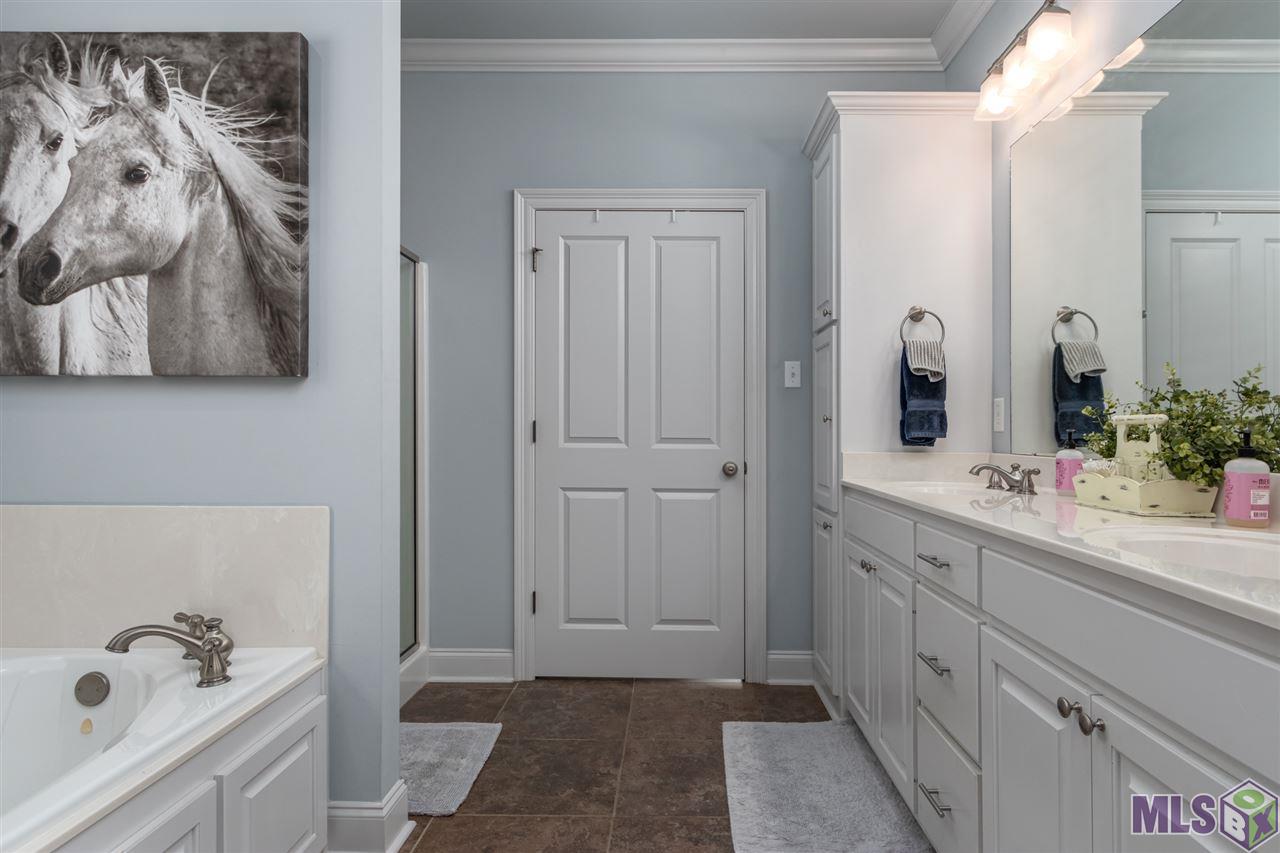 10726 Springtree Avenue Baton Rouge, LA 70810 - Photo 16 of 31