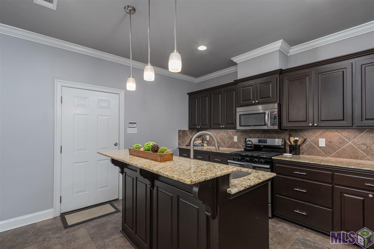 10726 Springtree Avenue Baton Rouge, LA 70810 - Photo 8 of 31