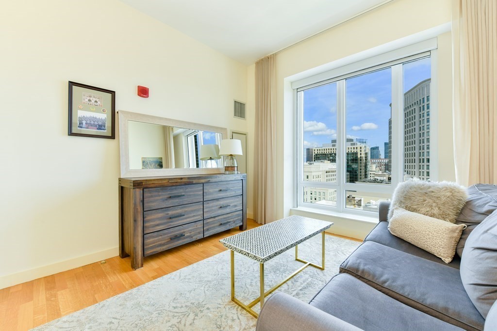 400 Stuart Street, Unit 17B Boston, MA 02116 - Photo 15 of 22