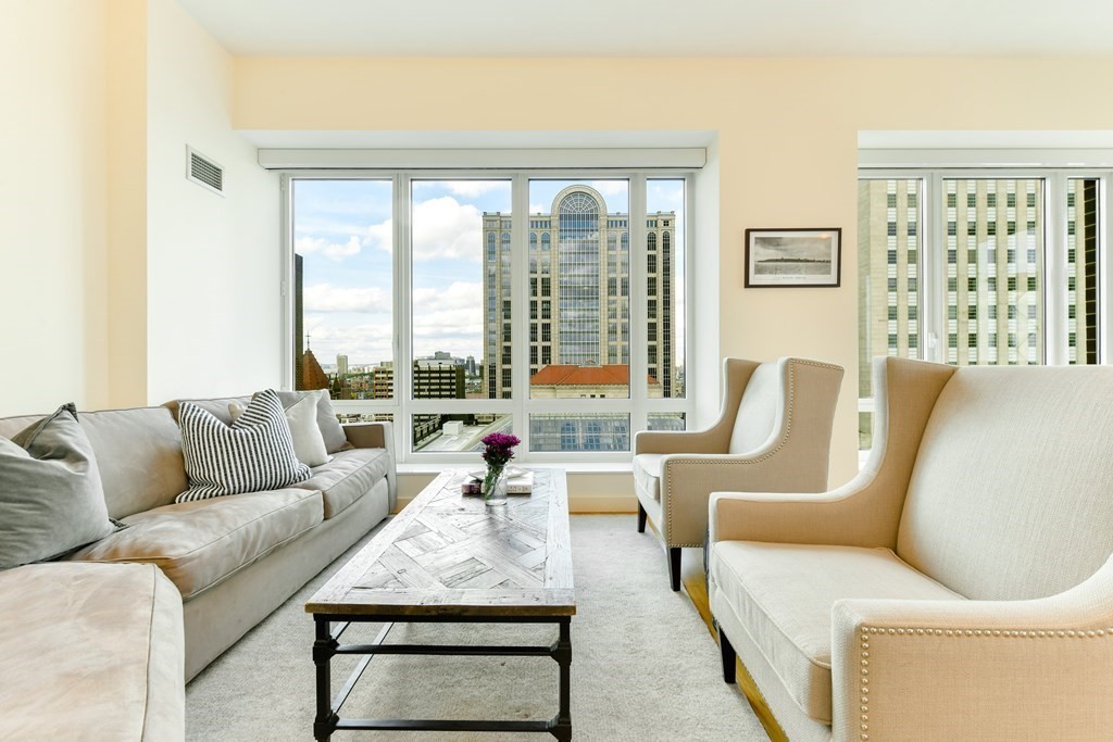 400 Stuart Street, Unit 17B Boston, MA 02116 - Photo 7 of 22