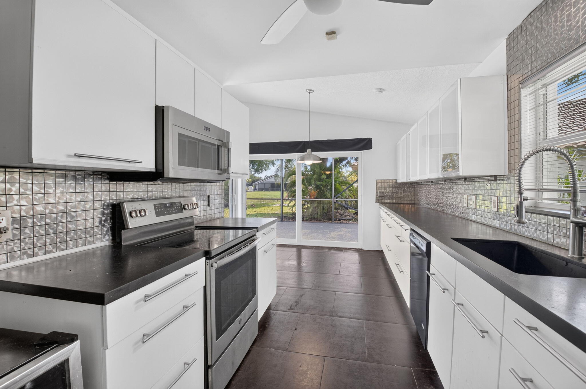 11134 Highland Circle Boca Raton, FL 33428 - Photo 11 of 88 20-web-or-mls-DSC_2870