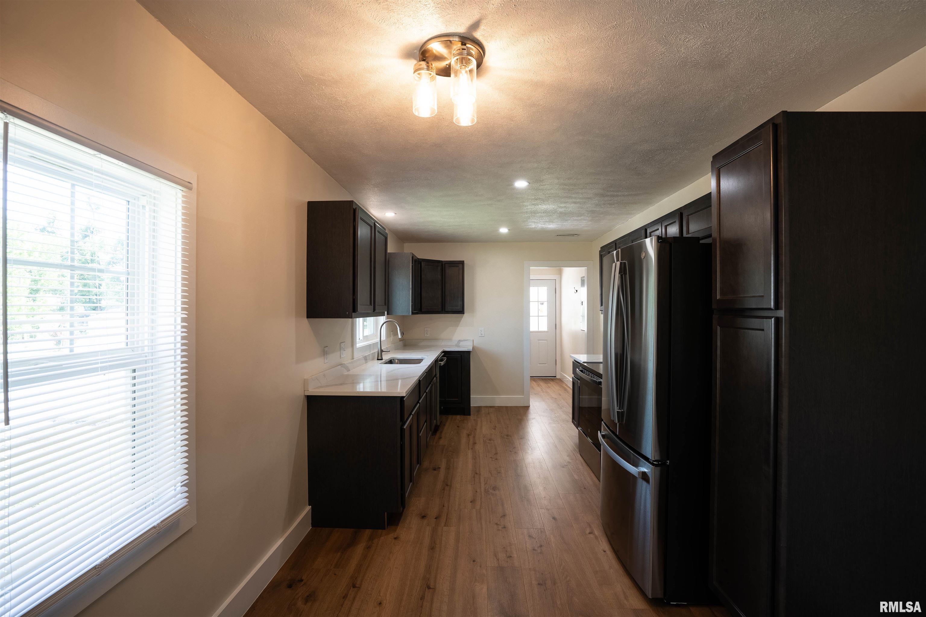 320 North 9th Street Herrin, IL 62948 - Photo 8 of 26