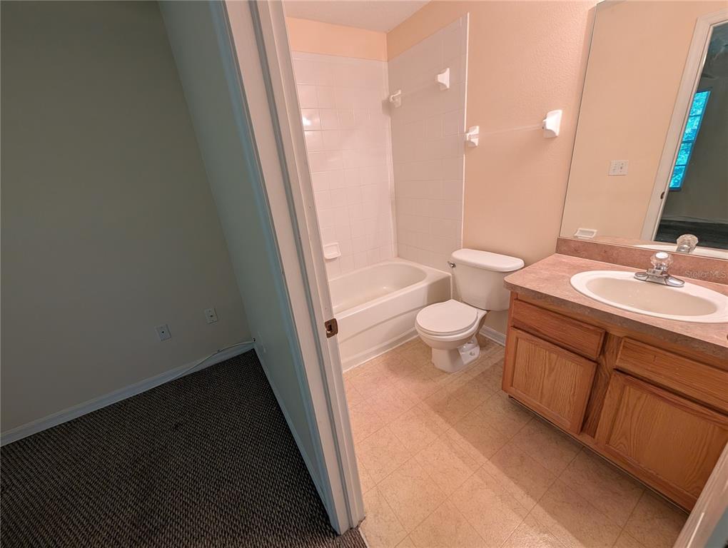 1993 Fiesta Ridge Court Tampa, FL 33604 - Photo 19 of 22