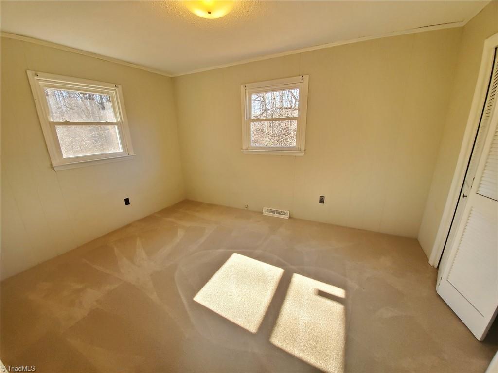 409 Colbert Road Traphill, NC 28685 - Photo 7 of 32 Gallery Image 7