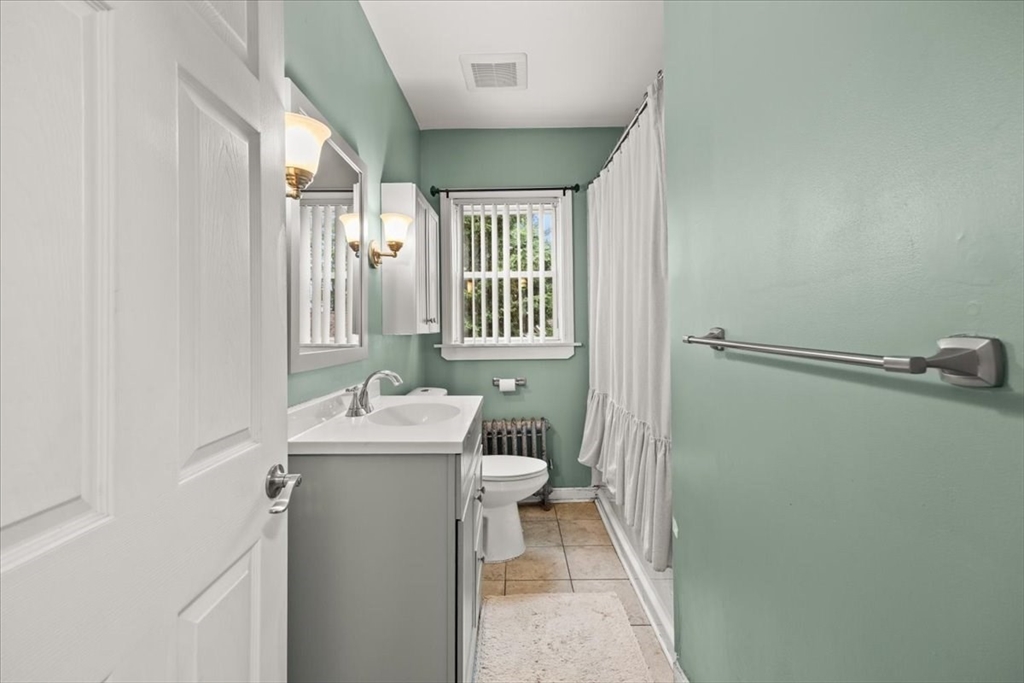 2118 Riverside Avenue Somerset, MA 02726 - Photo 26 of 42