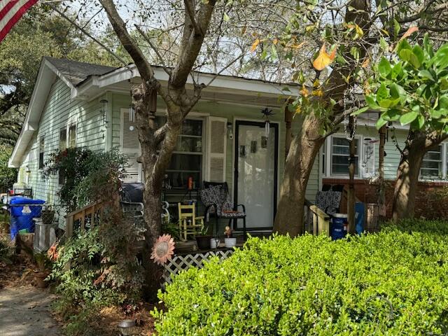 1632 Dogwood Road Charleston, SC 29414 - Photo 3 of 12 Sunny porch IMG_0491