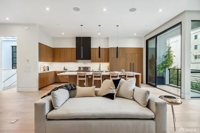 $6,250,000 | 2020 Webster Street, San Francisco, CA 94115