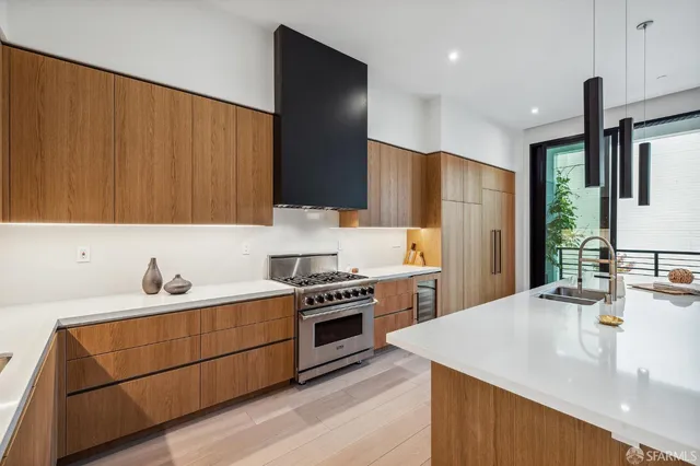 $6,250,000 | 2020 Webster Street, San Francisco, CA 94115