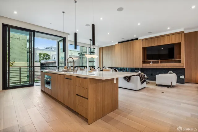 $6,250,000 | 2020 Webster Street, San Francisco, CA 94115