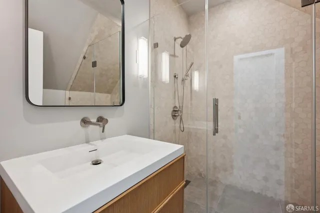 $6,250,000 | 2020 Webster Street, San Francisco, CA 94115