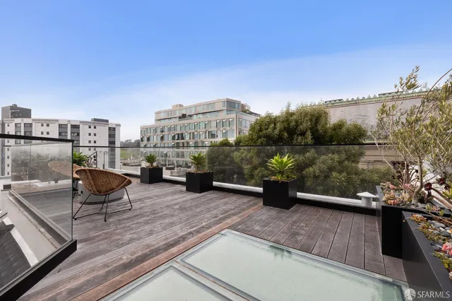 $6,250,000 | 2020 Webster Street, San Francisco, CA 94115