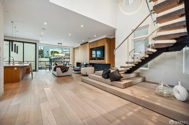 $6,250,000 | 2020 Webster Street, San Francisco, CA 94115