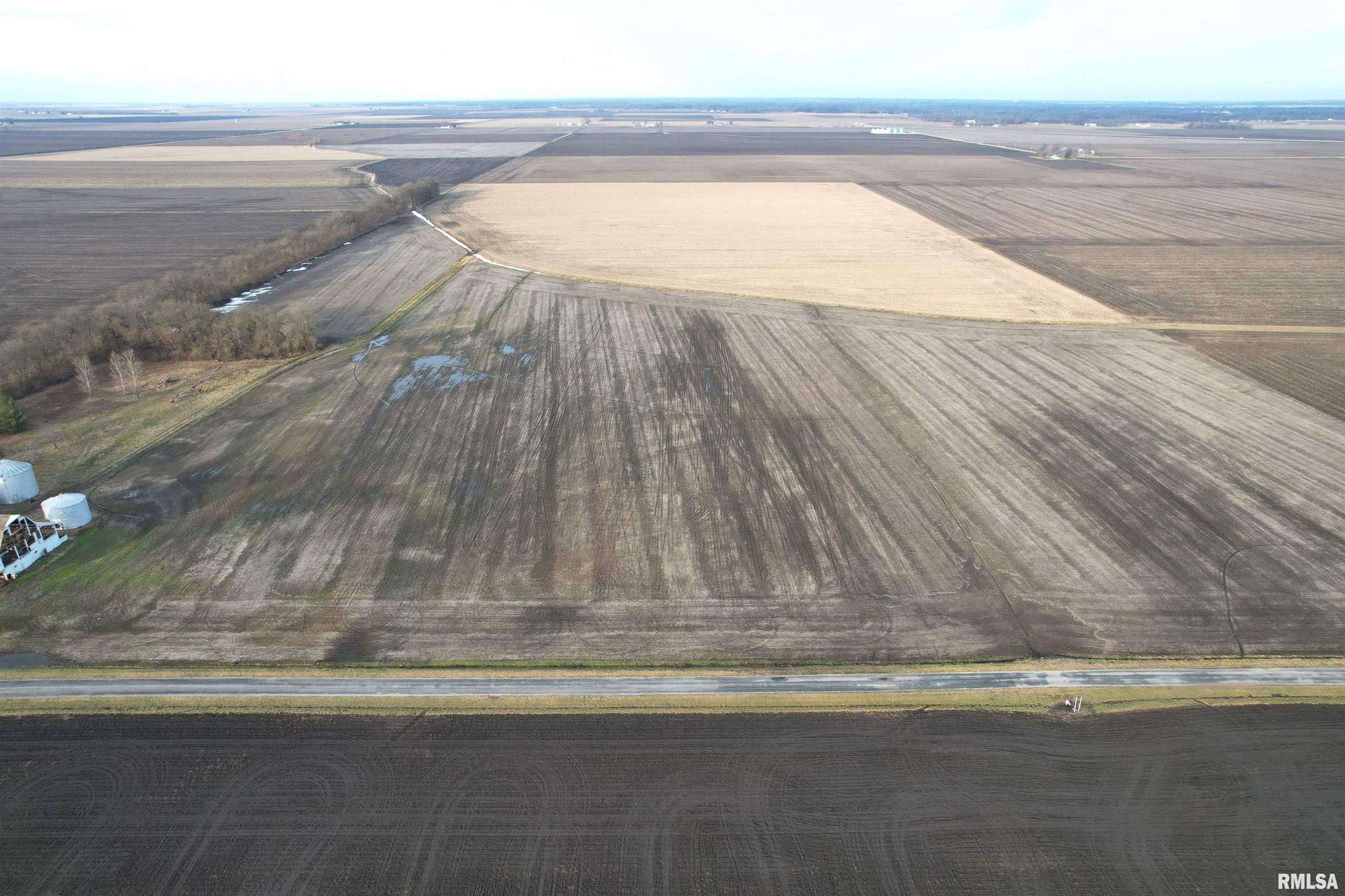 26521 Bray Road Girard, IL 62640 - Photo 3 of 19