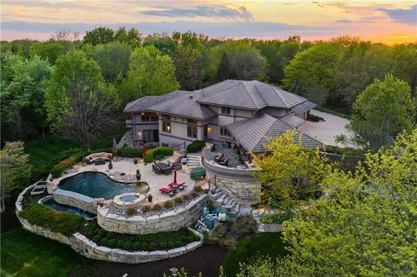 $3,200,000 | 10785 West 192nd Place, Spring Hill, KS 66083